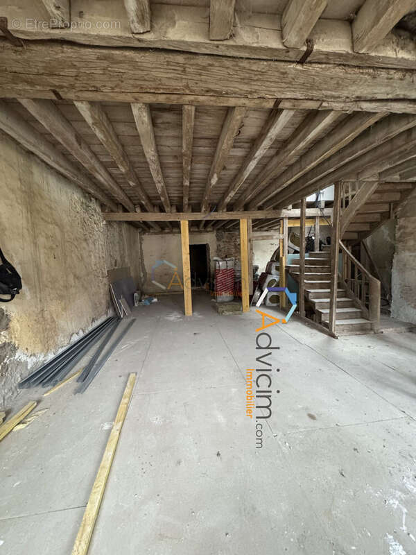 Maison à COURGIVAUX