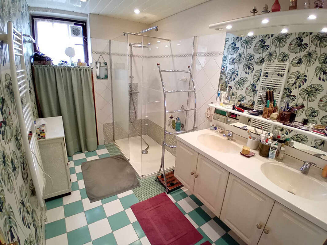 Maison à DOLUS-LE-SEC