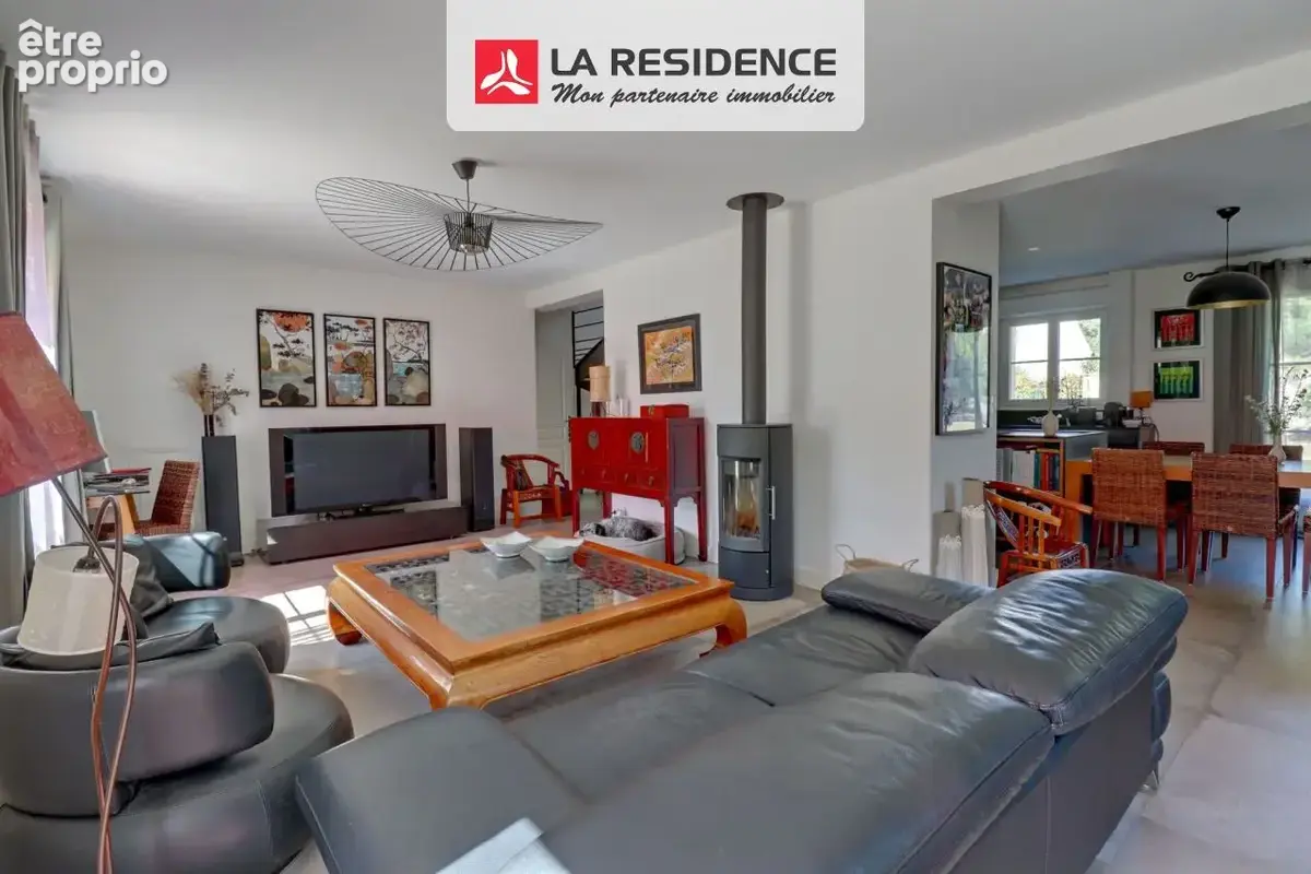 Maison 7 pièces 168 m² à vendre à Les Clayes-Sous-Bois (78340) - photo 6
