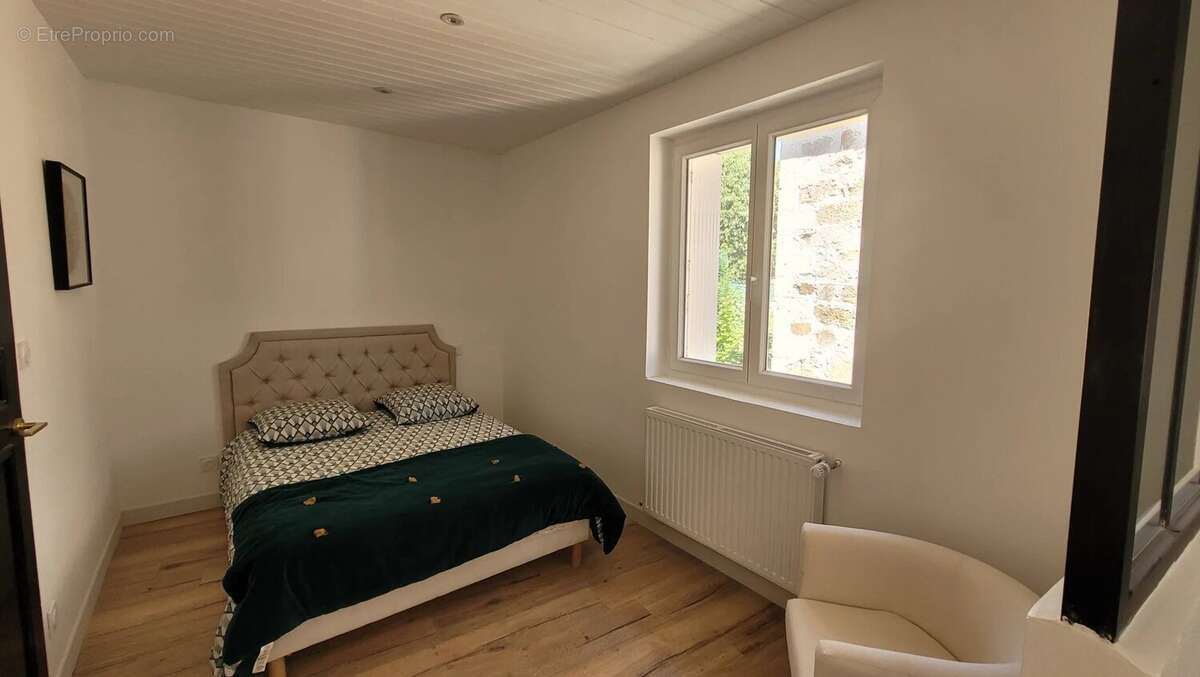 Maison de village avec petite cour intérieure St Agrève - photo 7