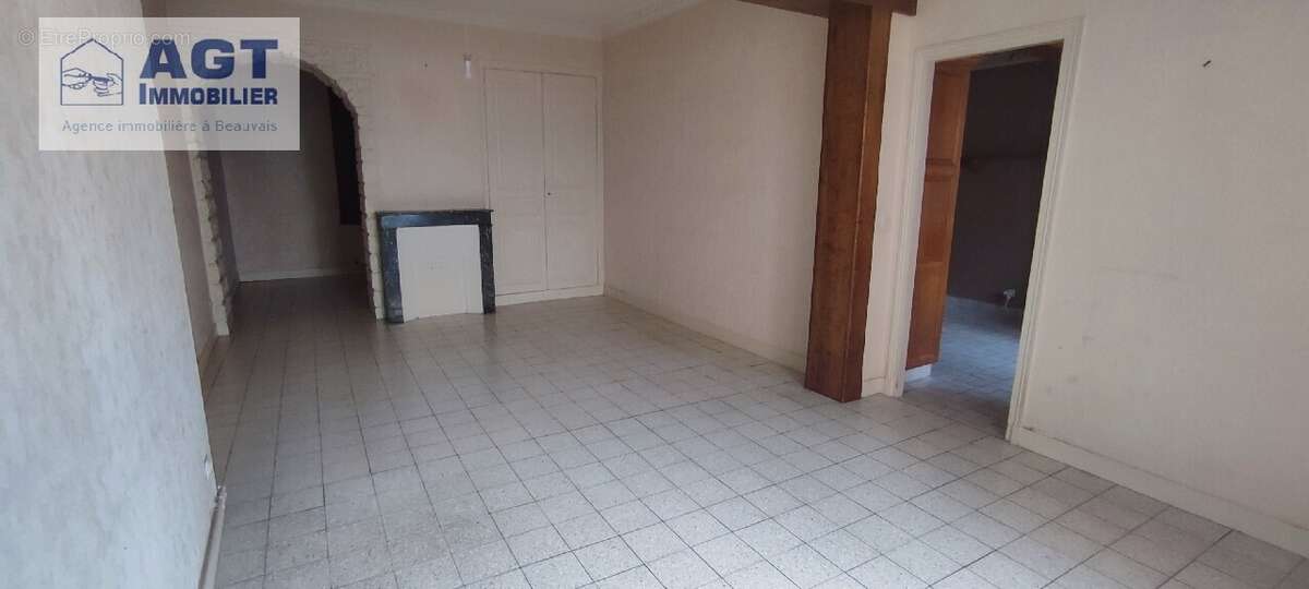 Maison à BEAUVAIS