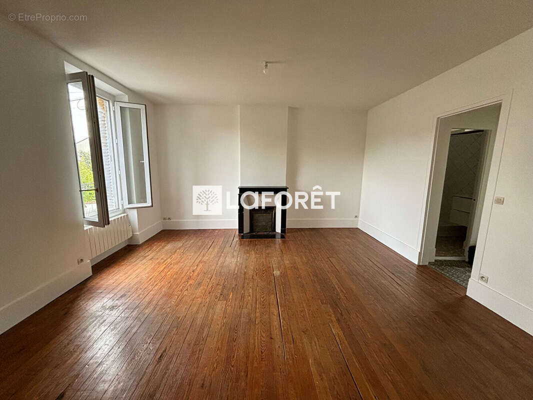 Appartement à VILLEMOMBLE