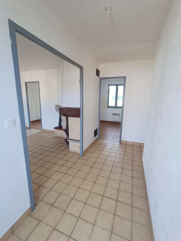 Maison à CHARENTONNAY