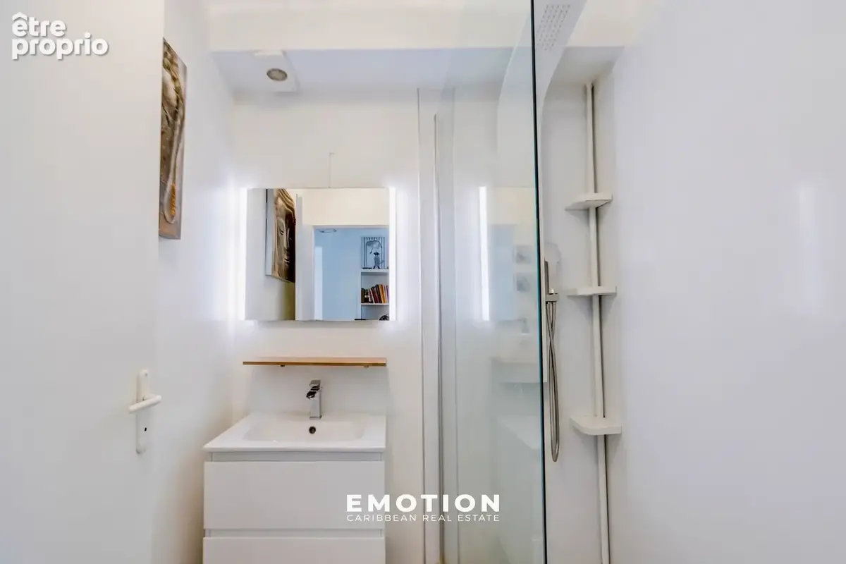 Appartement T3 de 71 m2 avec loggia   Résidence sécurisée avec piscines? - photo 9