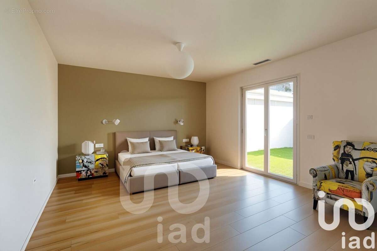 Photo 2 - Maison à SAINT-CLEMENT-DE-RIVIERE