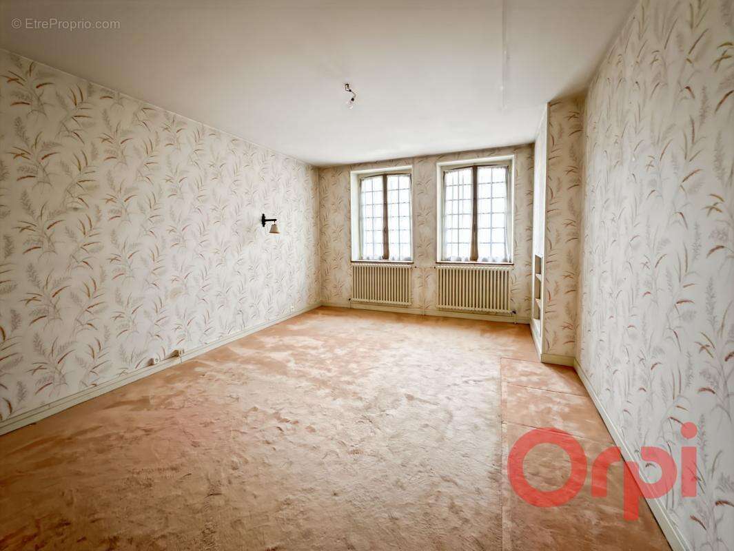 Appartement à SAINT-AMAND-MONTROND