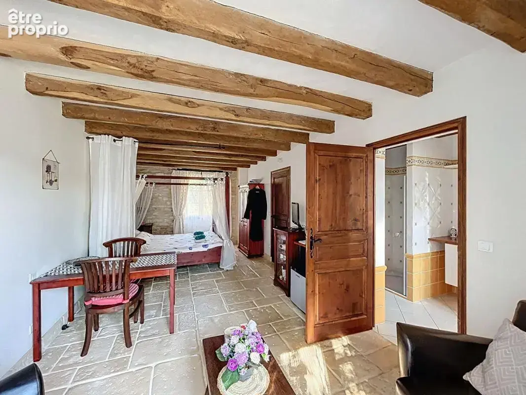 Domaine Gourdon avec piscine sur 13.5 hectares de terrain - photo 10