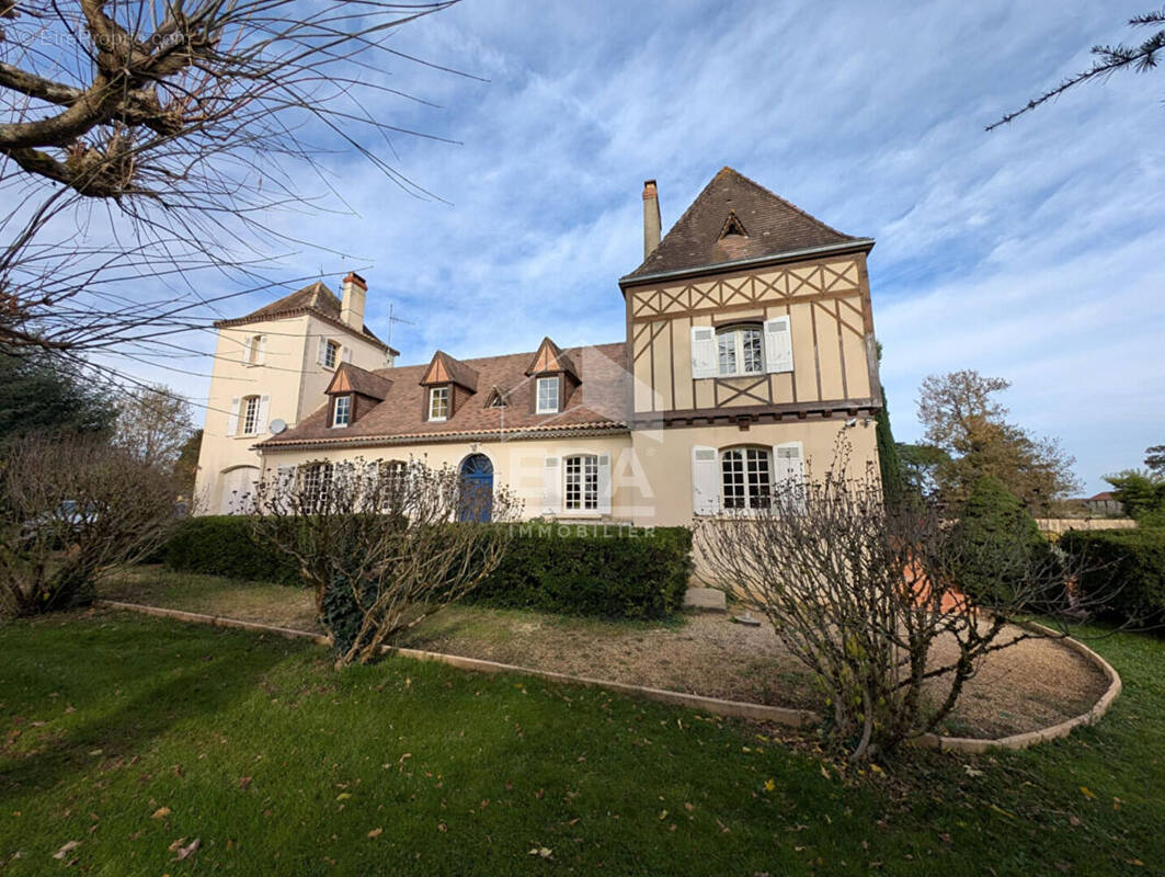 Maison à MONTPON-MENESTEROL