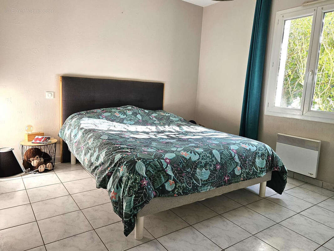 Maison à FEUGAROLLES