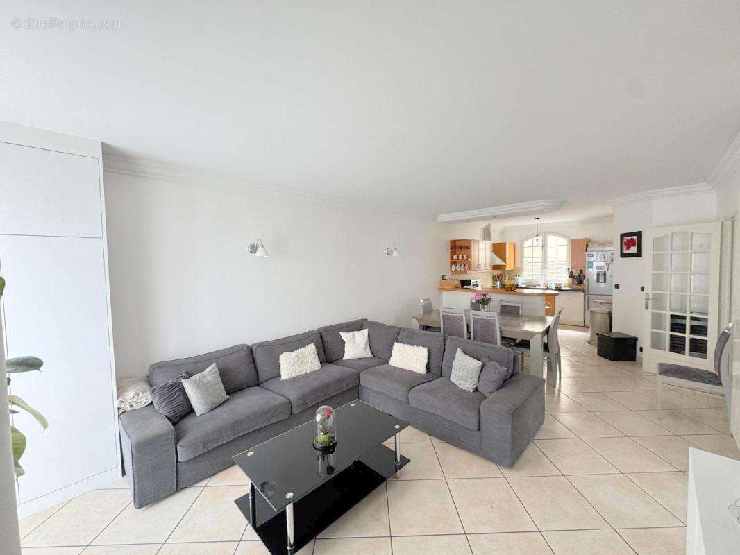 Maison à DRANCY