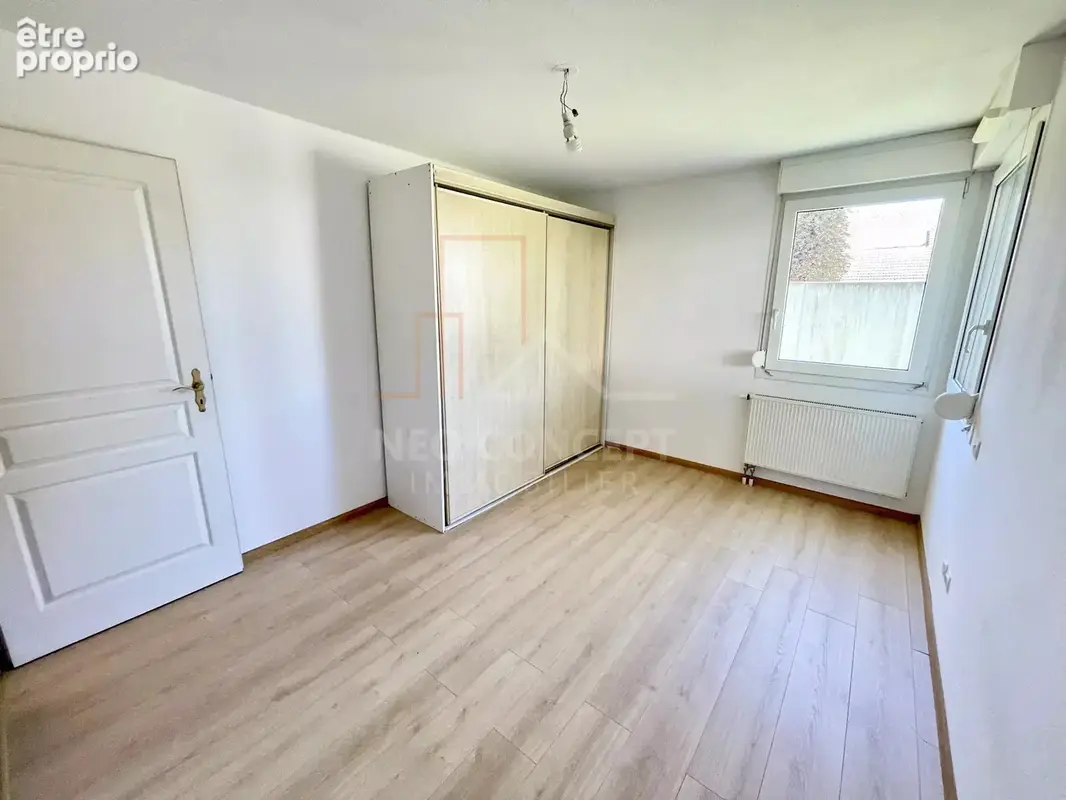 Bel appartement en rez-de-jardin de type 3 pièces de 67,06 m² Carrez à BISCHHEIM. - photo 8