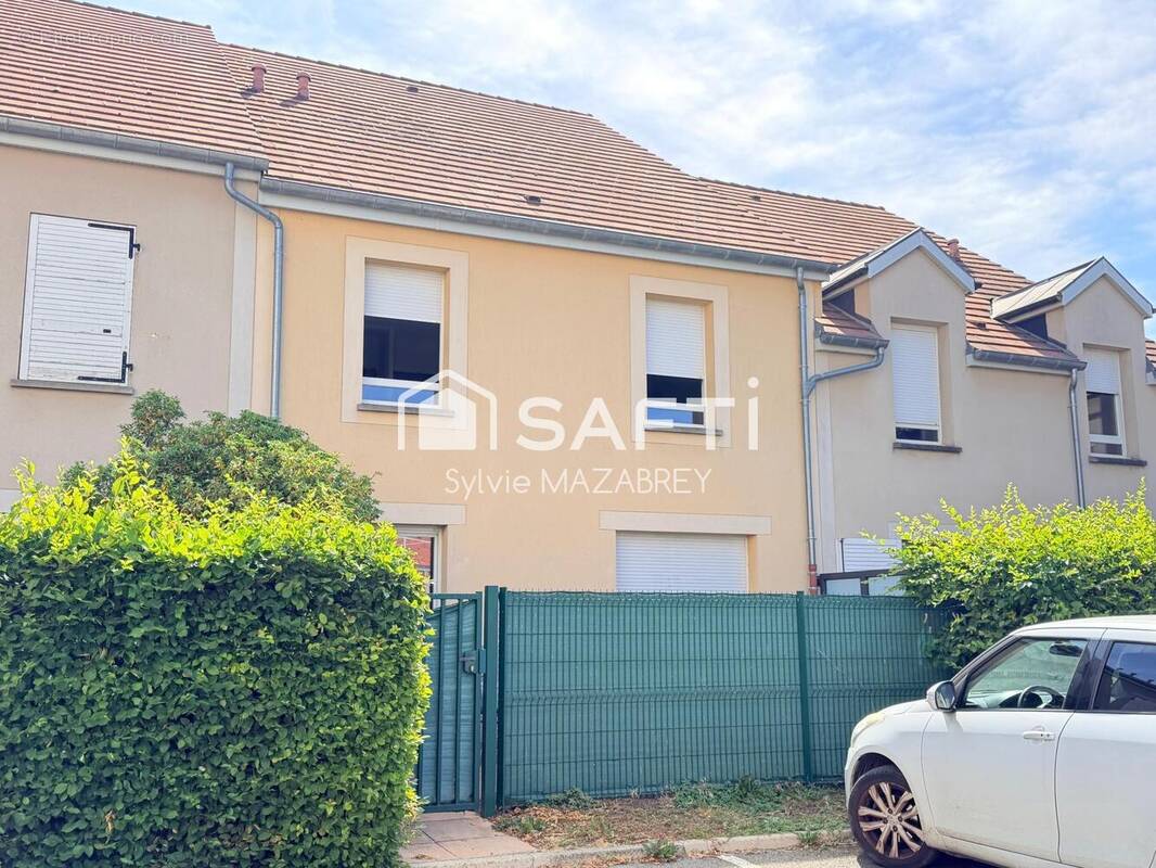 Photo 1 - Appartement à MONTEREAU-FAULT-YONNE