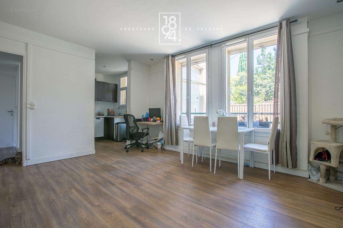 Appartement t3 terrasse jardin garage - photo 3