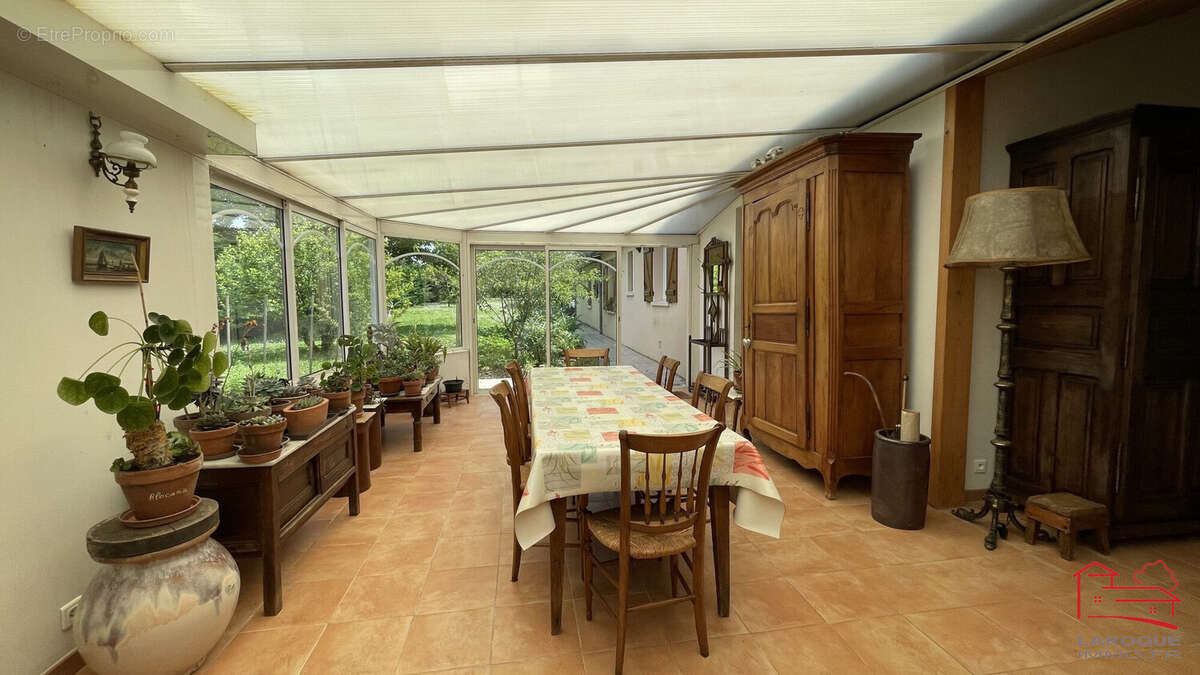 Maison à LAROQUE-TIMBAUT