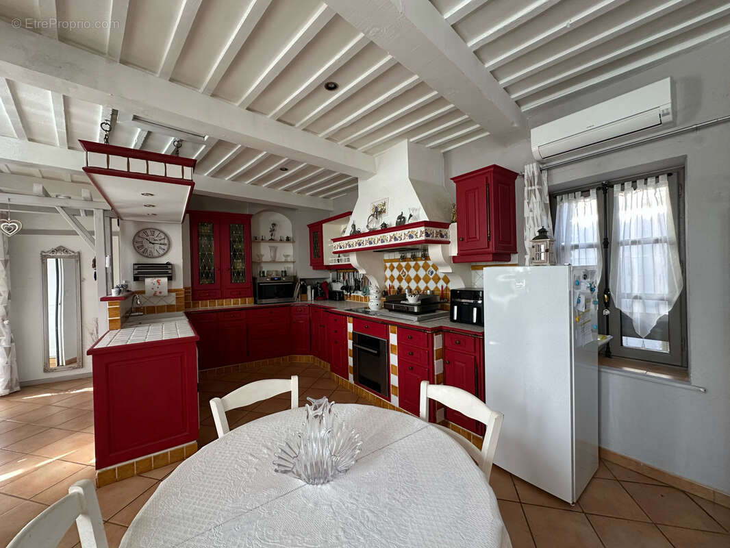 Maison à SAINT-HIPPOLYTE-DU-FORT