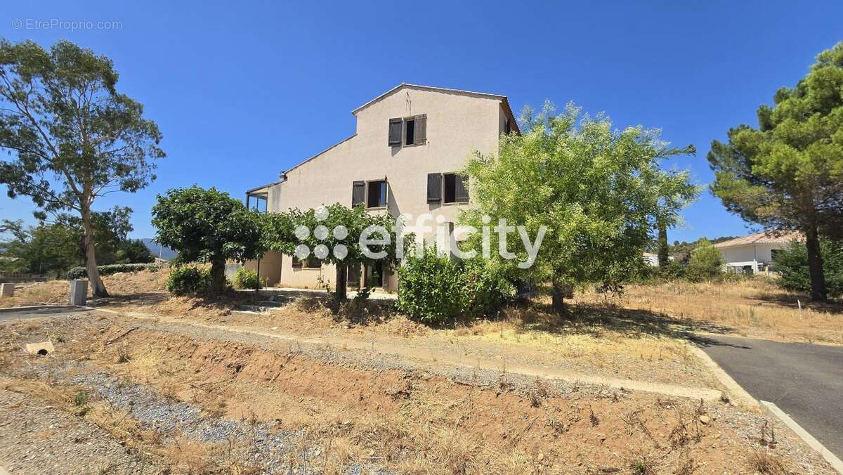 Maison 320 m² à Cessenon-Sur-Orb  - photo 3