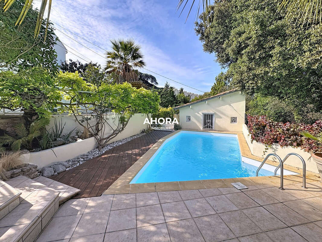Maison à MARSEILLE-9E