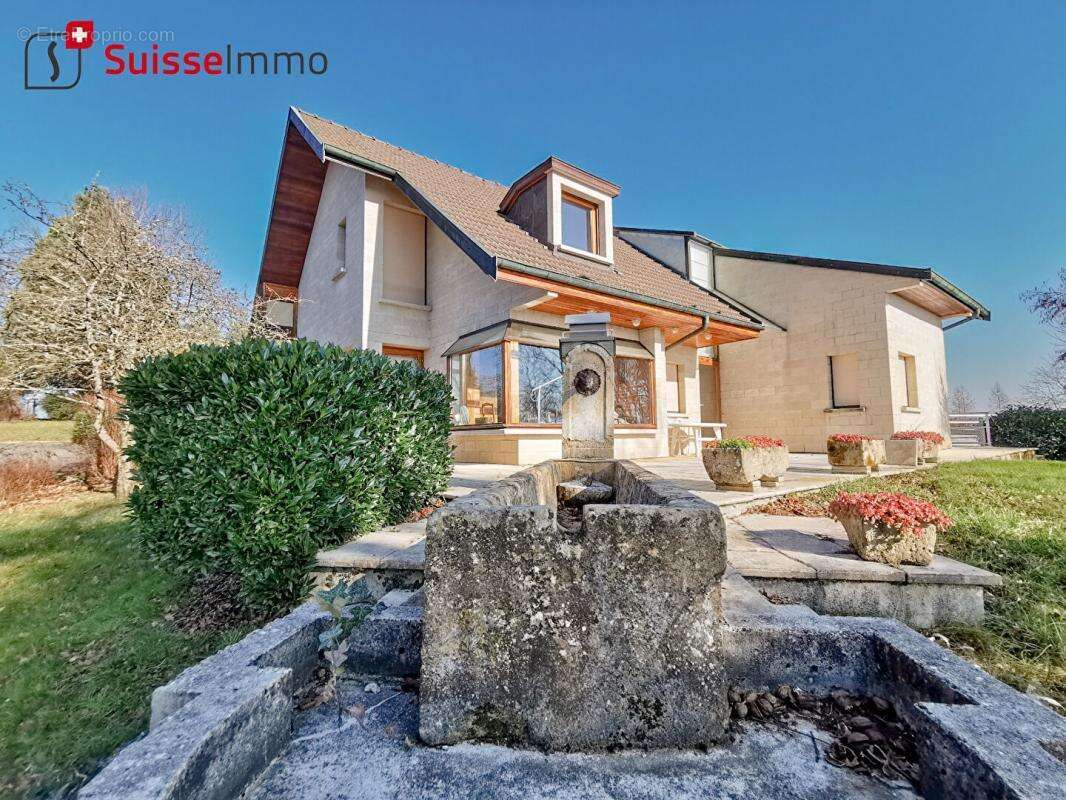 Maison à L&#039;ISLE-SUR-LE-DOUBS