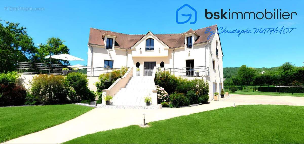 Maison à BONNIERES-SUR-SEINE