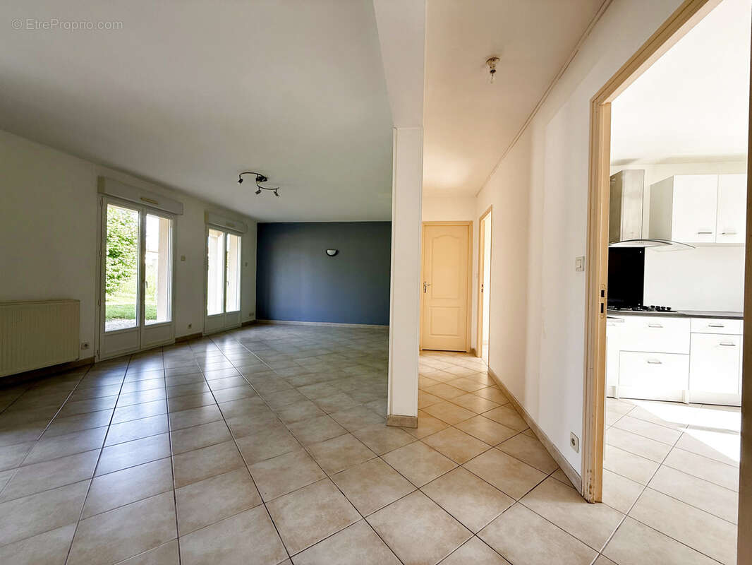 Maison à RUMILLY-LES-VAUDES