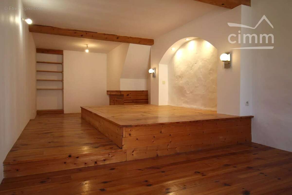 Appartement à PUIVERT