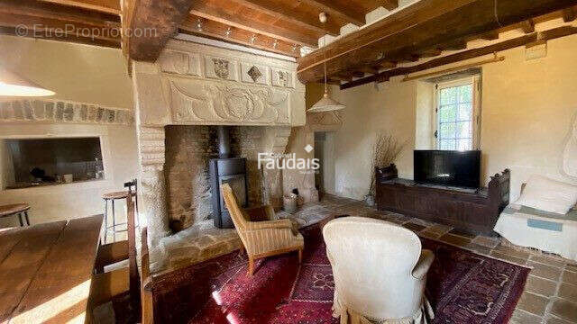 Maison 305 m² à Audouville-La-Hubert  - photo 5