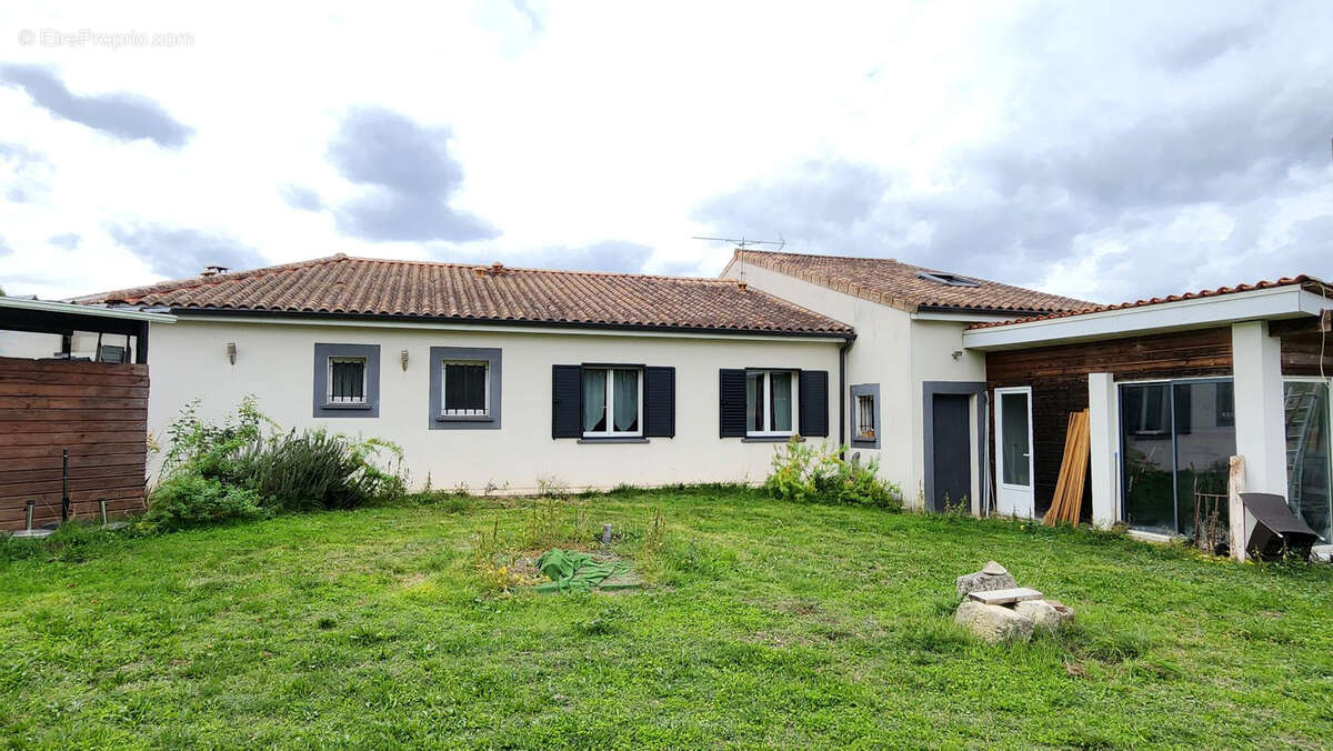 Maison à SAINT-ANDRE-DE-CUBZAC