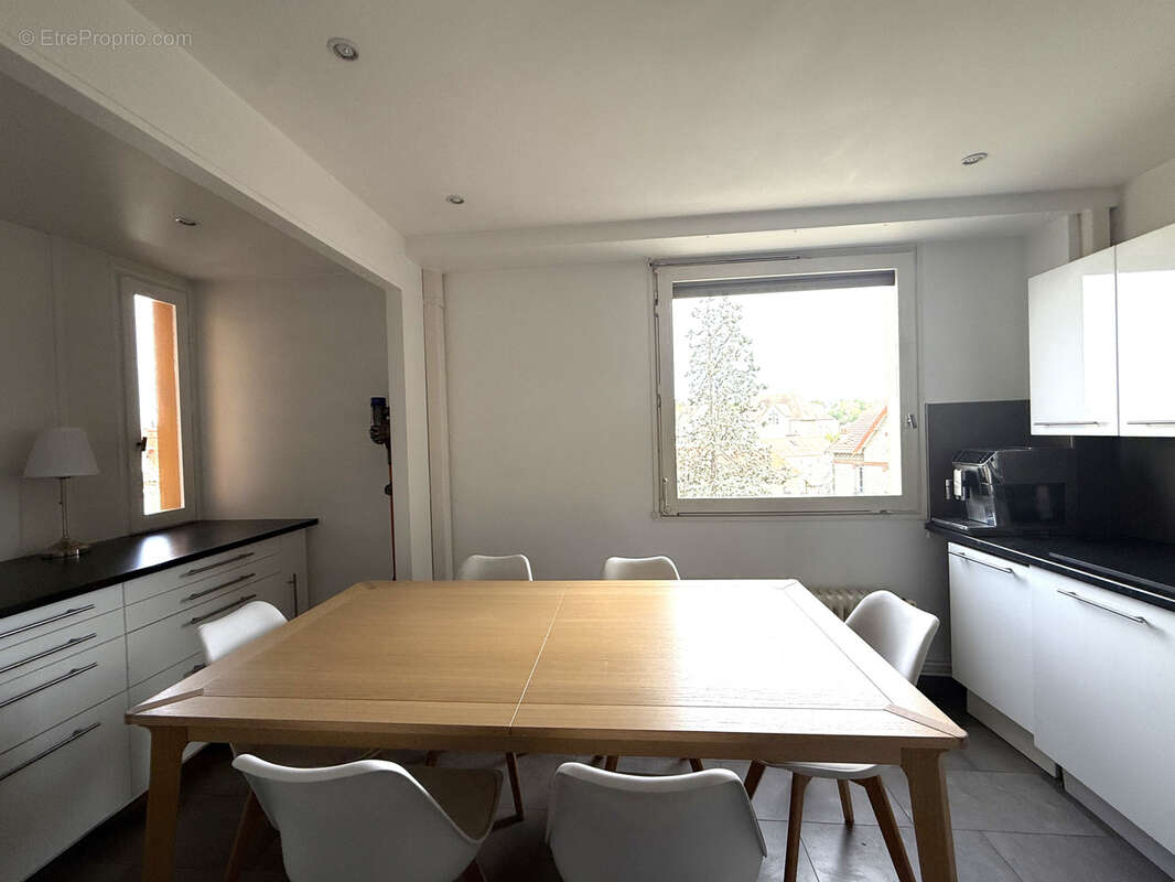 Appartement à MELUN