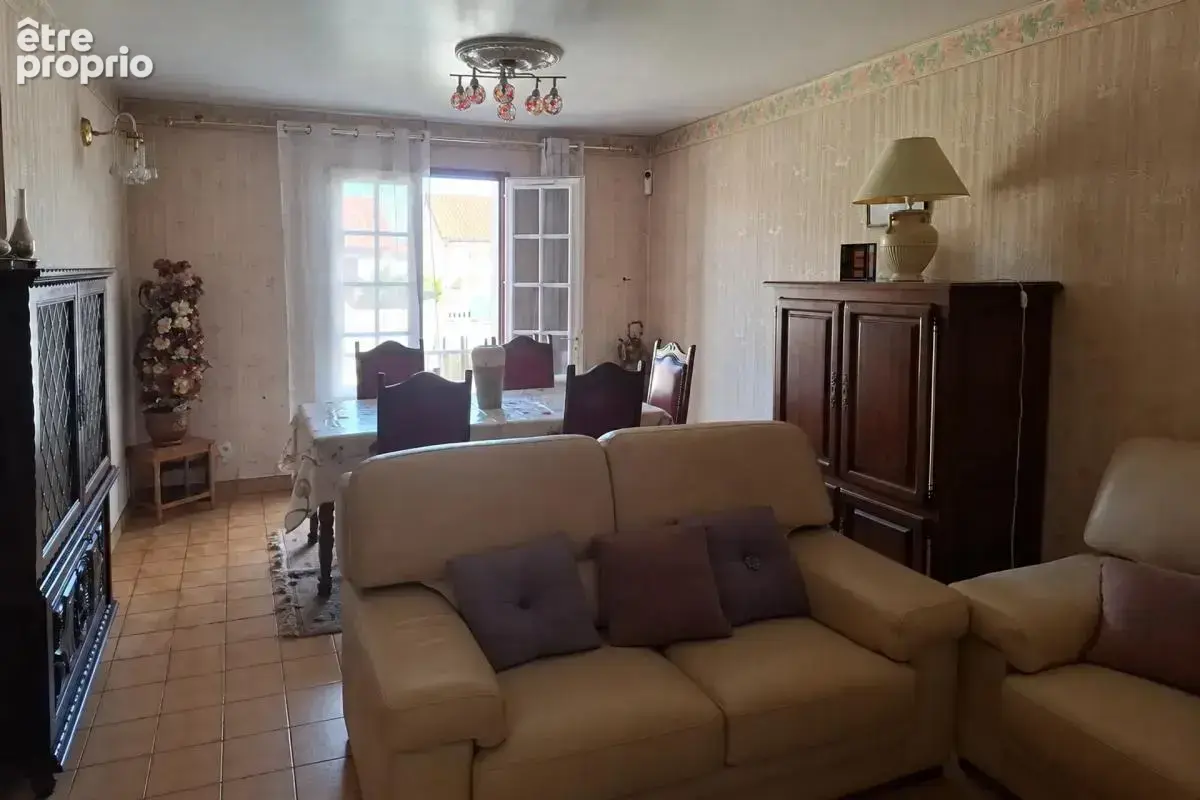 Maison de 6 pièces de 178 m² à Naintré - photo 5