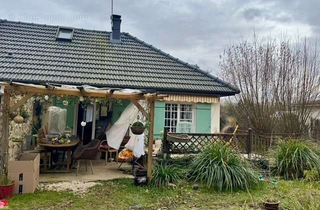 Maison à FOURGES
