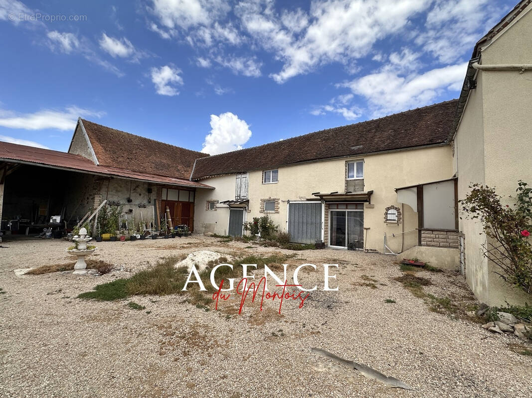 Maison à NOGENT-SUR-SEINE