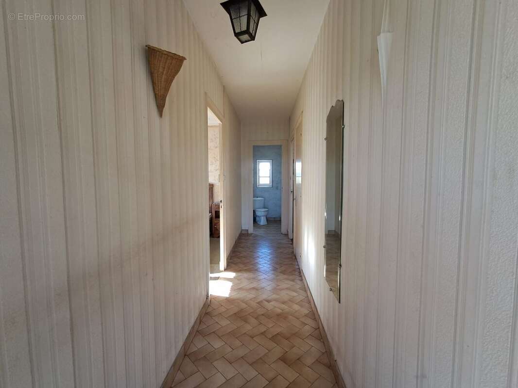 Maison 63 m² à Boisset  - photo 8