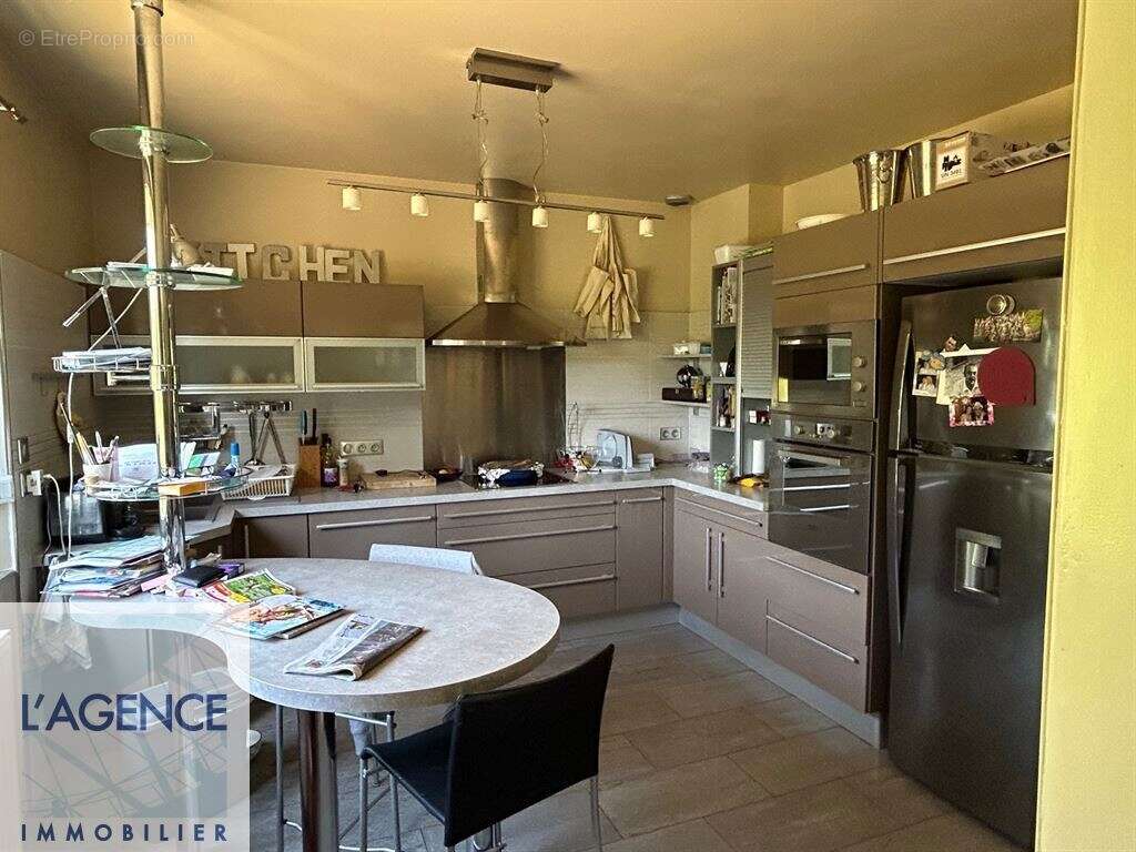 Maison 192 m² à Braine  - photo 4