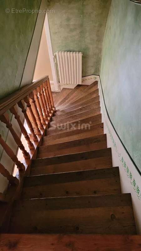 Maison à LONS-LE-SAUNIER