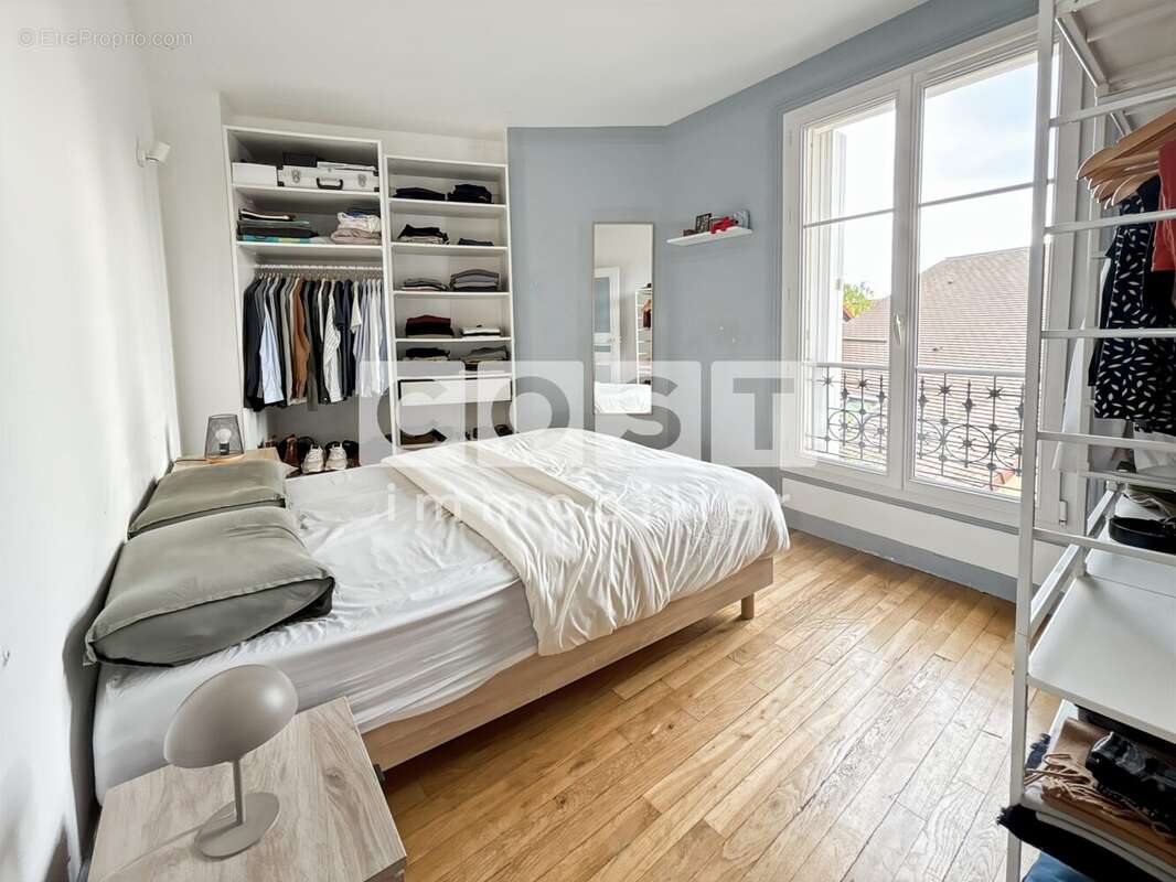 Appartement à COLOMBES