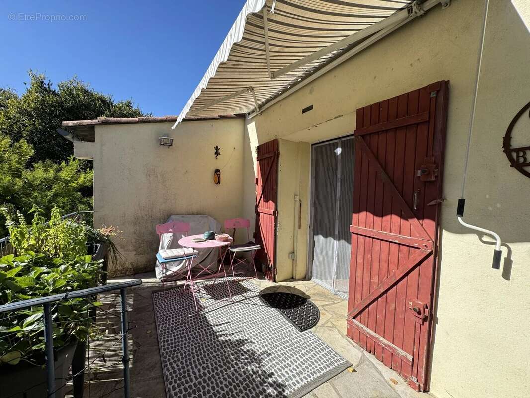 Maison à SAINTE-ANASTASIE