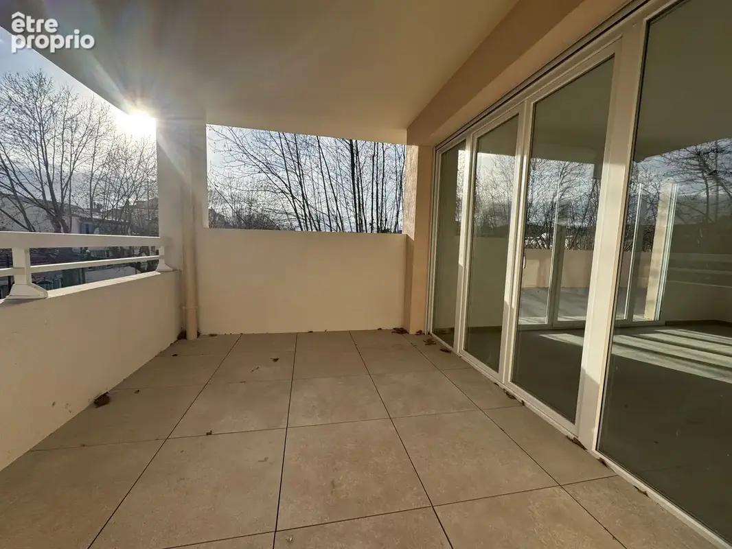 Appartement t3 dernier etage avec terrasses - photo 3