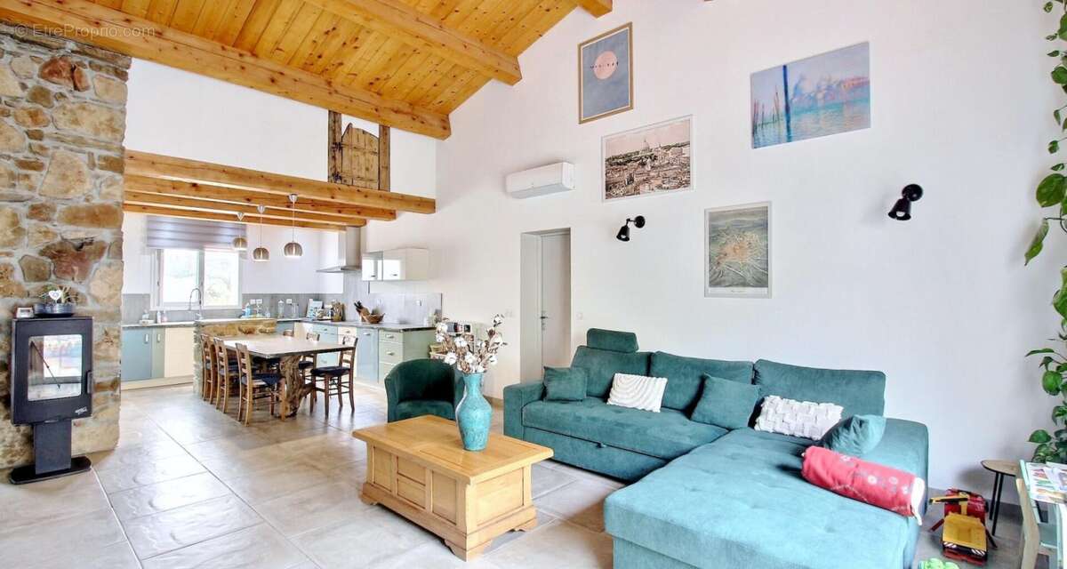 Maison à LE CANNET-DES-MAURES