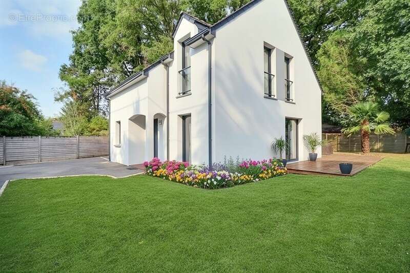 Maison à LA CHAPELLE-SUR-ERDRE