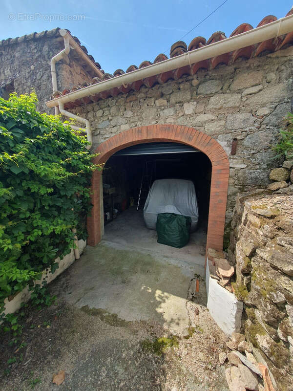 Maison à PLAN-DE-LA-TOUR