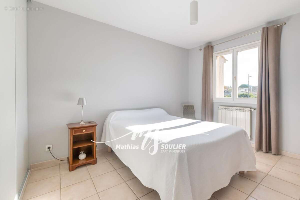 Photo 6 - Maison à VENELLES