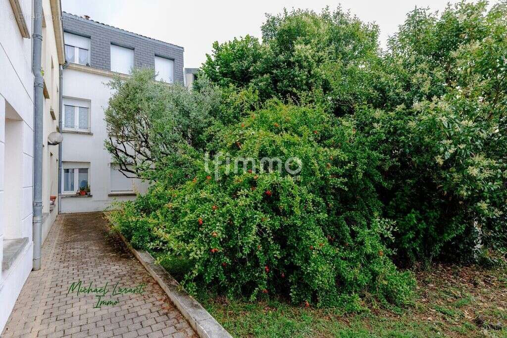 T2 Le Bouscat avec parking - photo 10