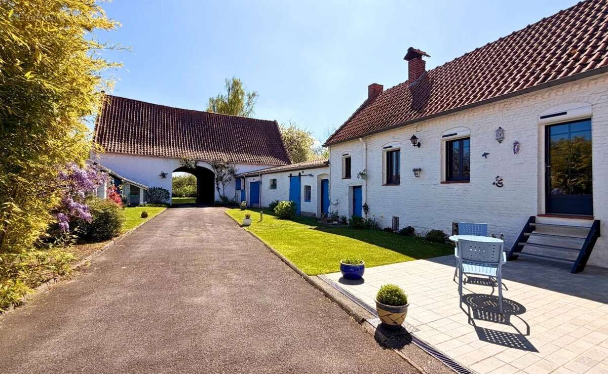 Maison à RIEULAY