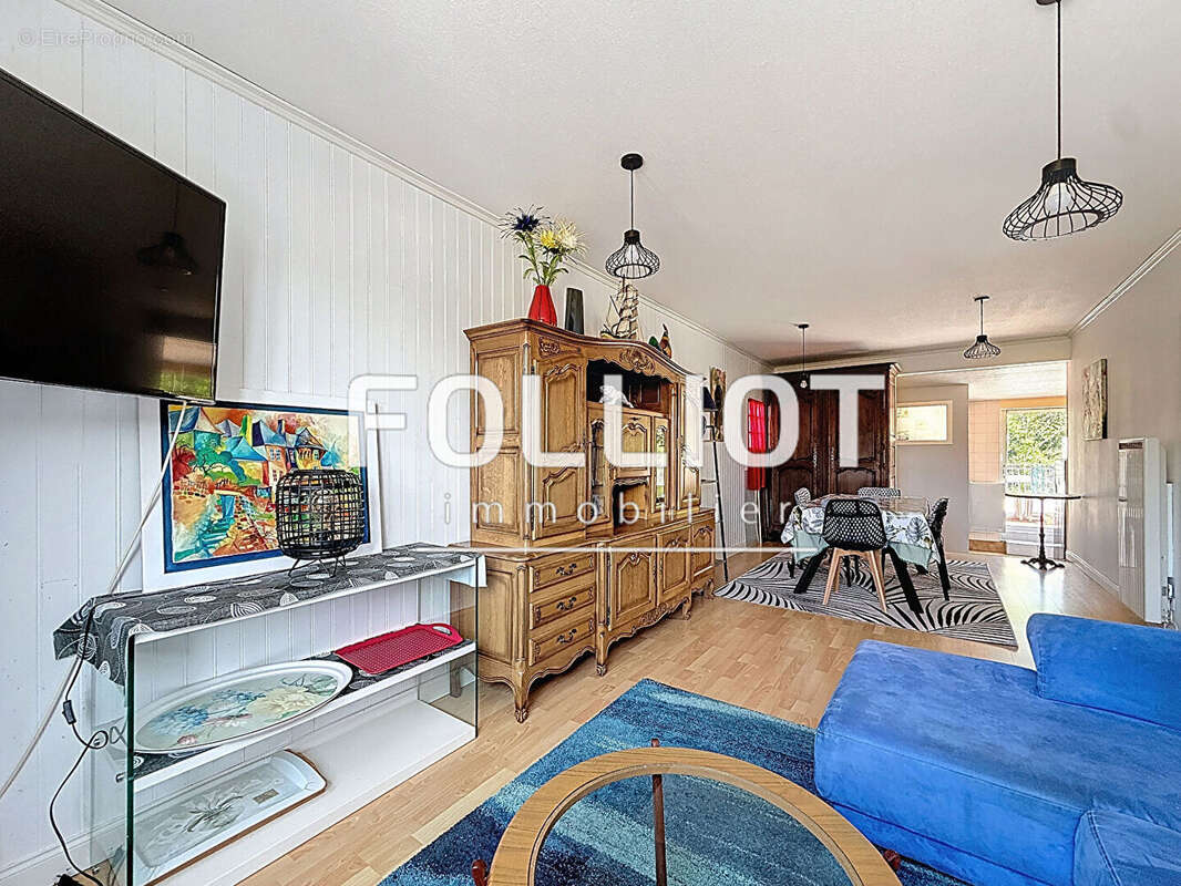 Maison à JULLOUVILLE