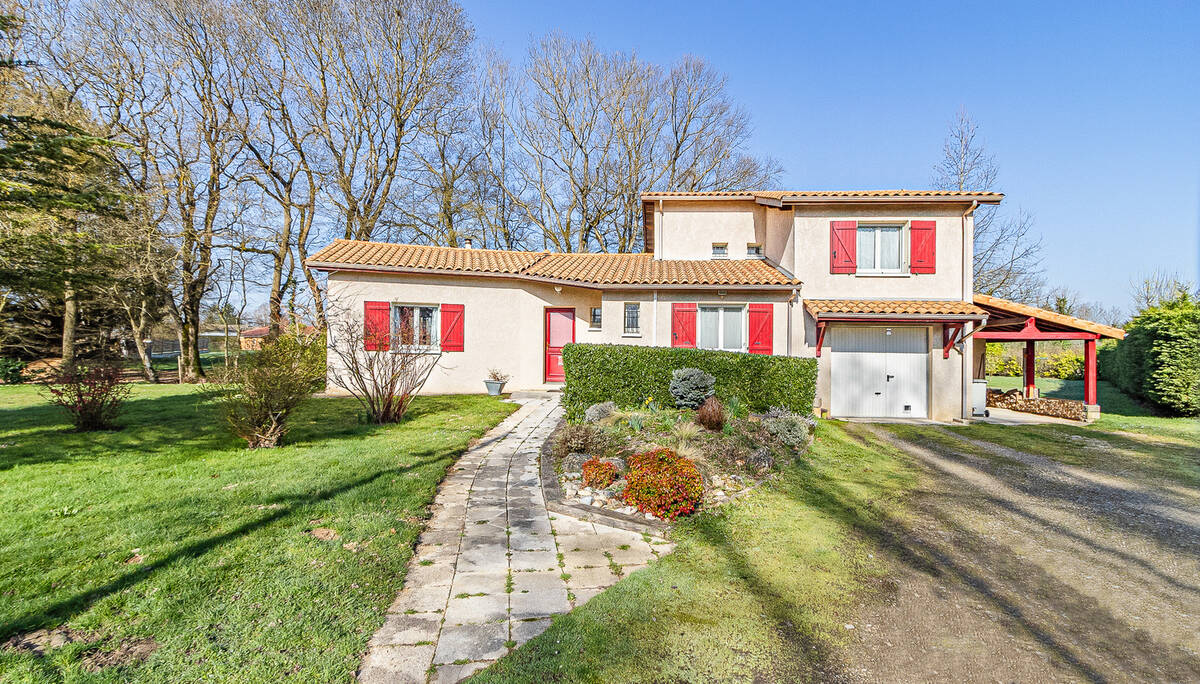 Maison à AMBERIEUX-EN-DOMBES