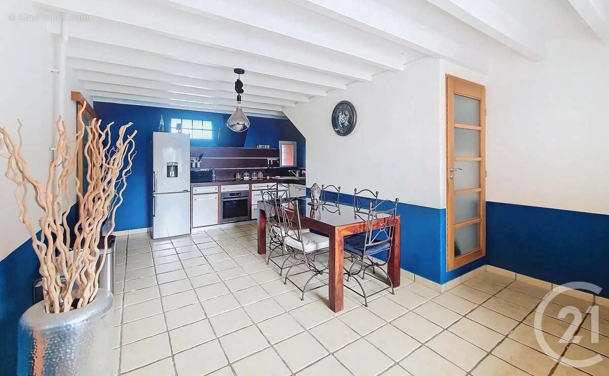 Maison à LUZINAY