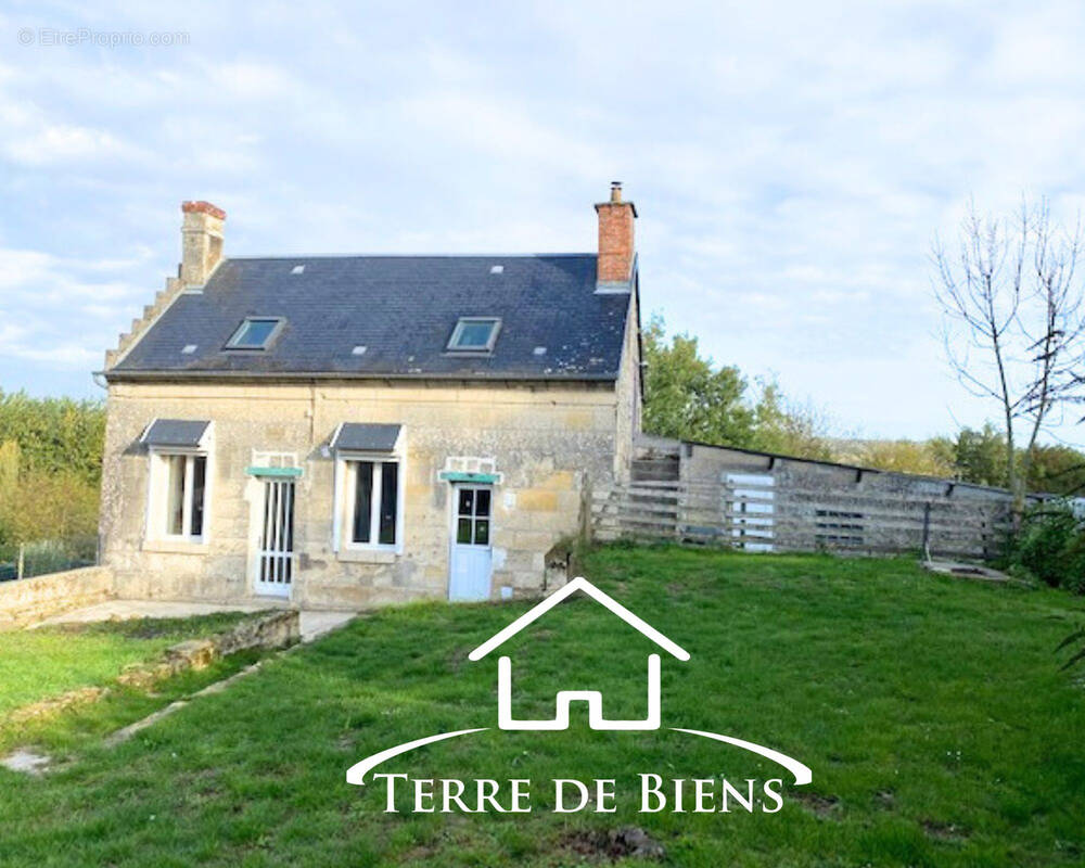 Maison à VIC-SUR-AISNE