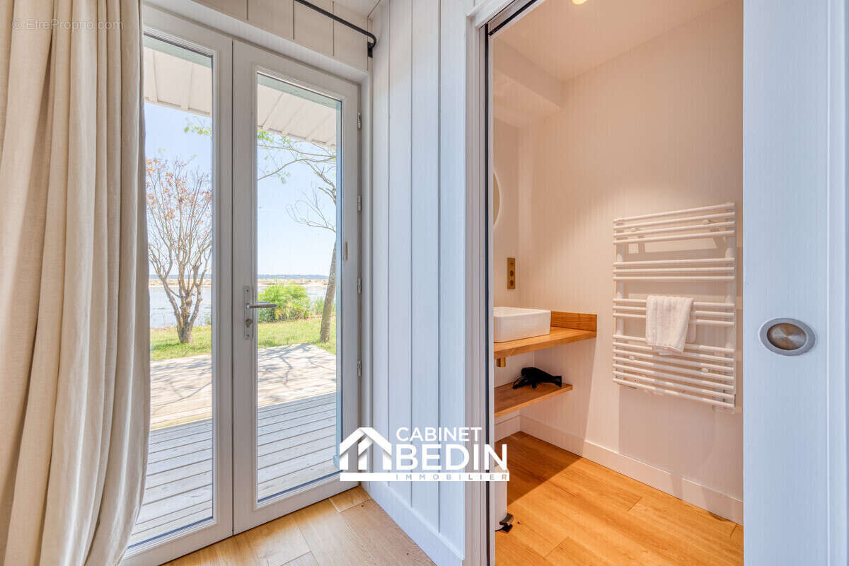 Maison 215 m² à Lege-Cap-Ferret  - photo 5