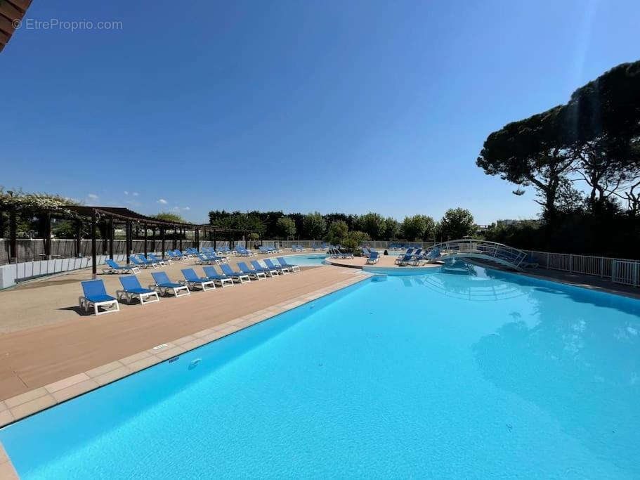 Résidence de standing avec piscine   Superbe 2 pièces proche des plages - Mandelieu - photo 12