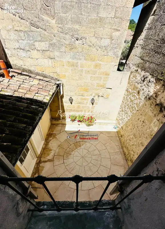 Elégante résidence de caractère du 18ème siècle avec cour et jardin - photo 38